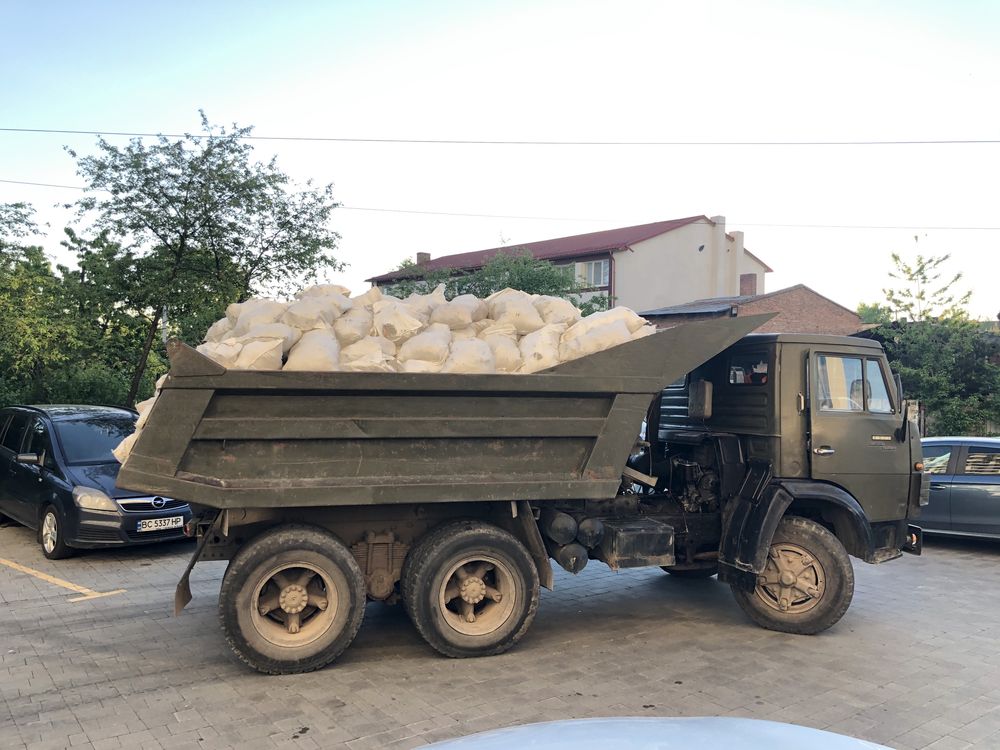 Вивіз сміття , будівельного сміття різного хламу камаз