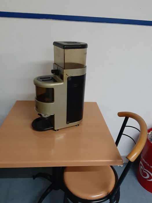 Moinhos de café a bom preço