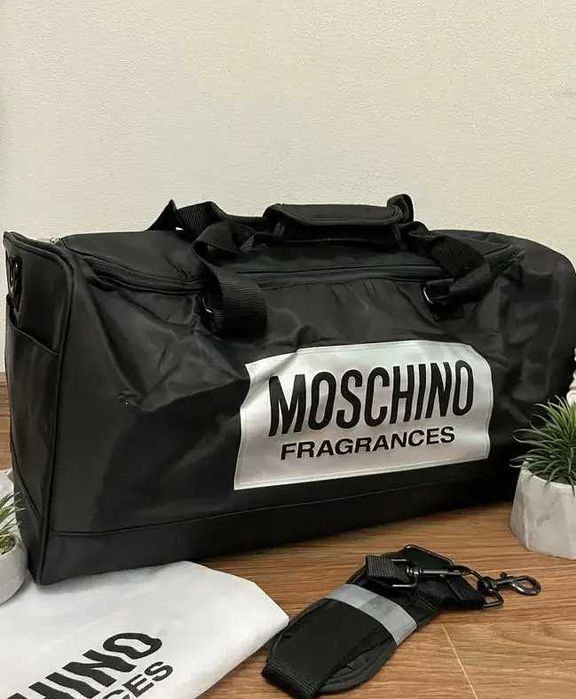 Оригінал  сумка дорожня Moschino