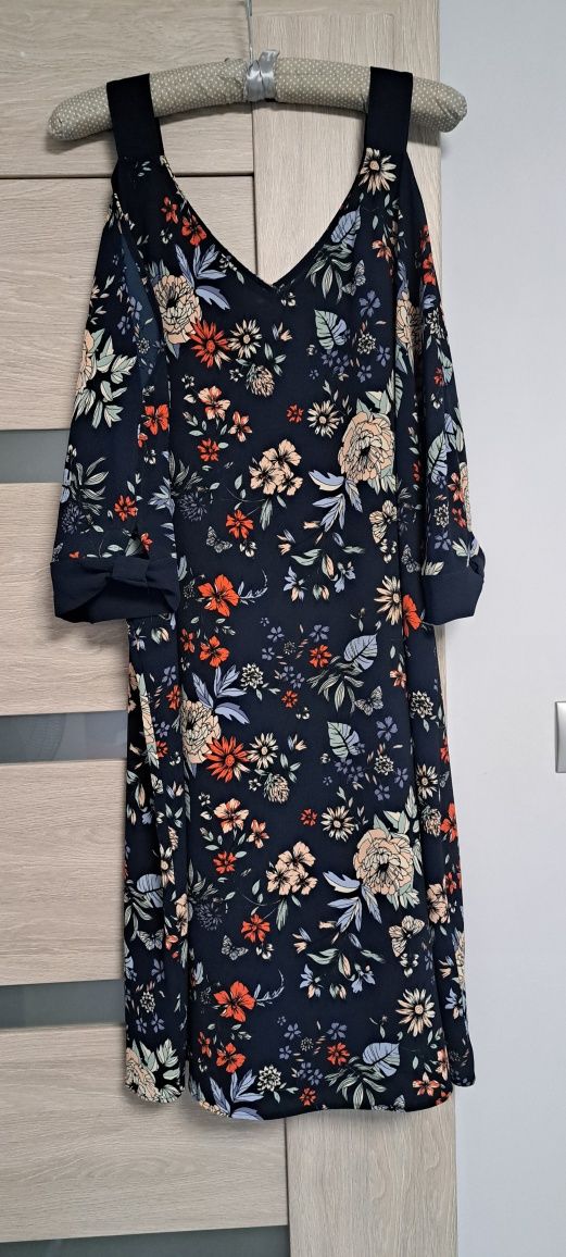 Letnia sukienka C&A rozm 48