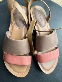 Sandaly Clarks rozmiar 5/38 Nowe bez metki