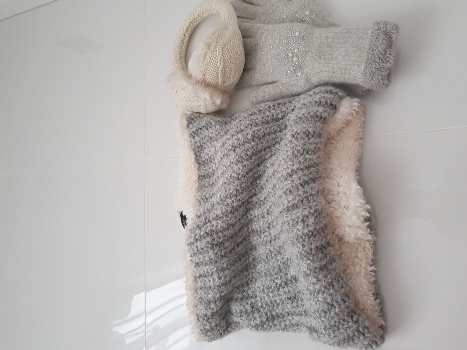 Komplet Bershka komin nauszniki na drutach szal gruby sweterek