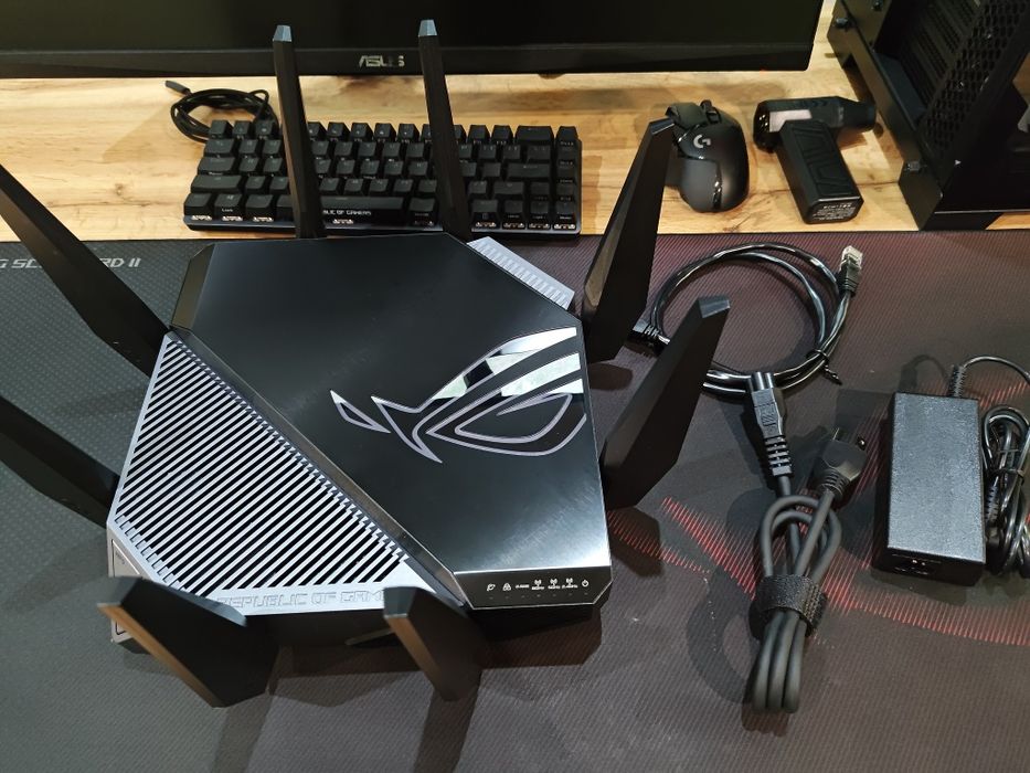 Маршрутизатор Asus ROG Rapture AXE11000