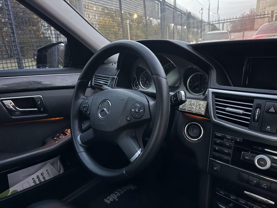 Mercedes Benz 212 3.0 Офіційний Газ Бензин