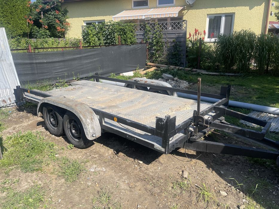 Laweta uchylna dmc 2000kg ladna plaska polecam