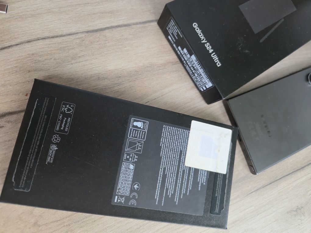 Samsung S24 Ultra 12/256Gb, Офіційний