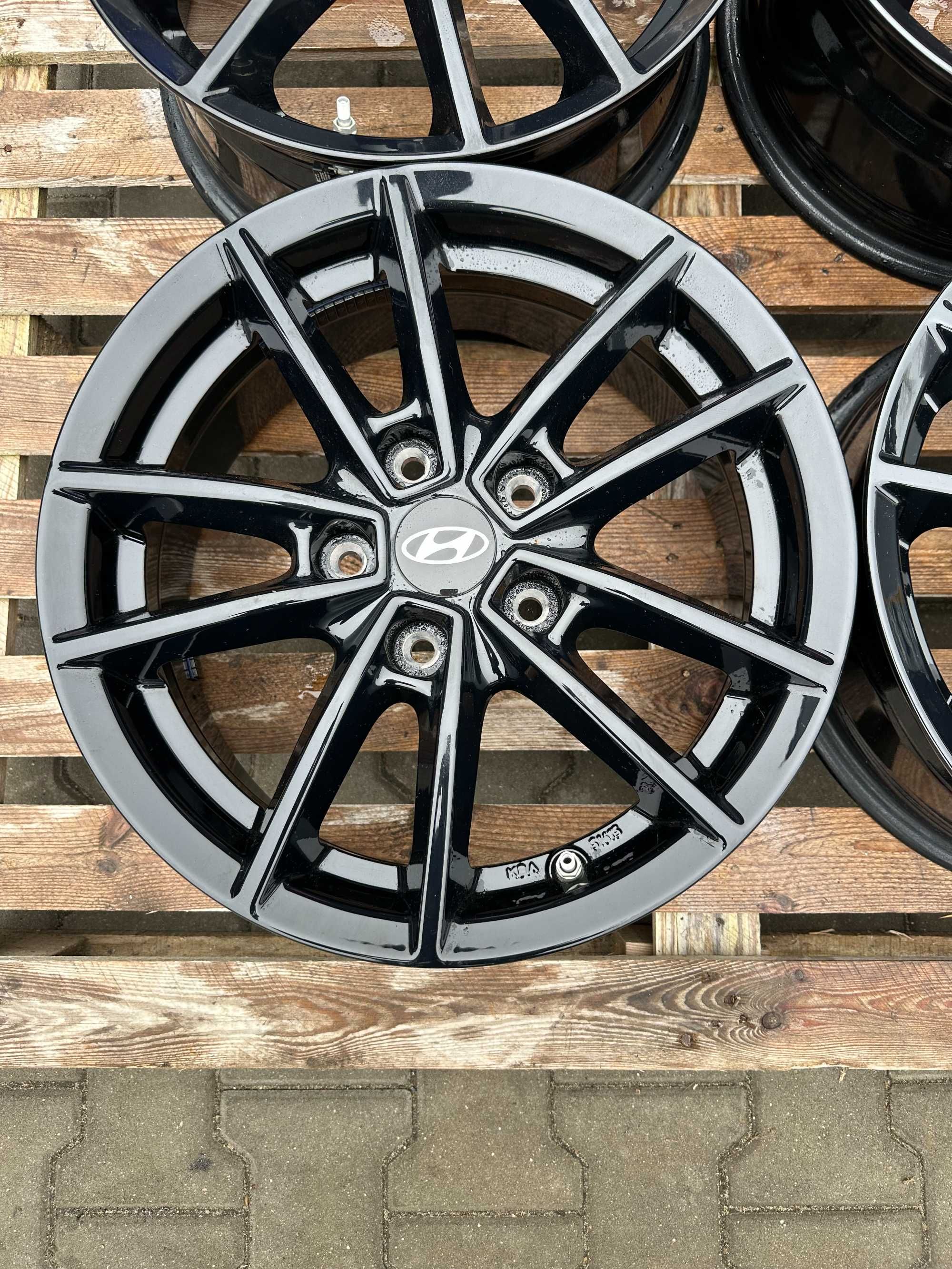 5x114,3 6,5j x 16" et50 Hyundai NOWE DEMO komplet