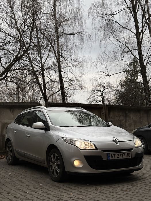 Renault Megane 2010 року 1.5 дизель на механіці