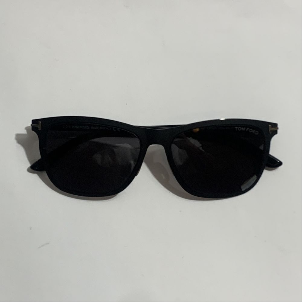 Óculos de Sol Tom Ford Pretos - Streetwear - Com Caixa