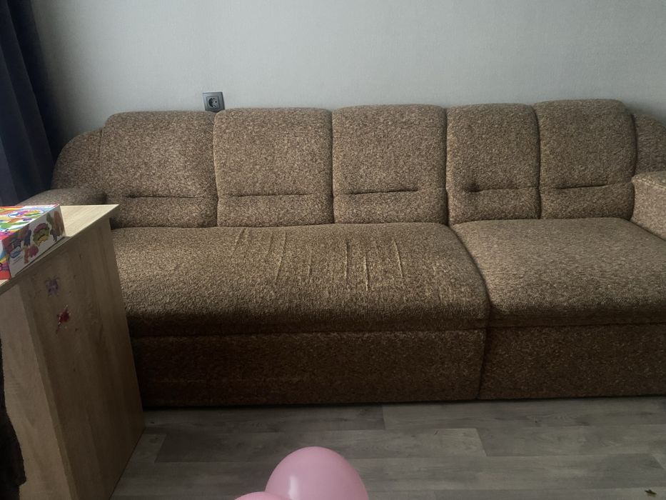 Бу диван безкоштовно