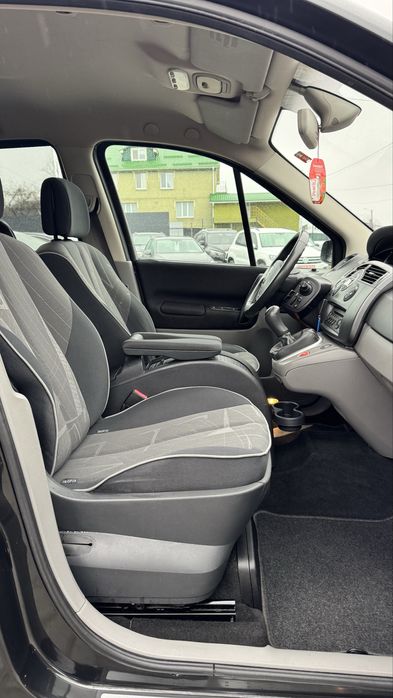 Renault Scenic Рено Сценік II 2004 р 1,6 бенз 5МКПП 122тис.км.