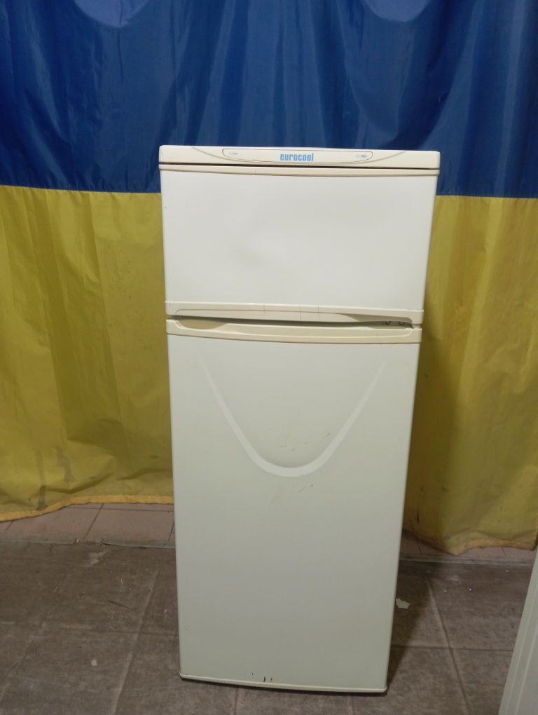 Холодильник Evrocool CT141