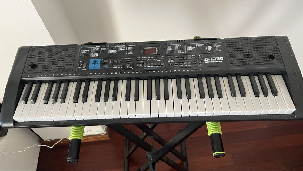 Teclado Musical Infantil com Suporte