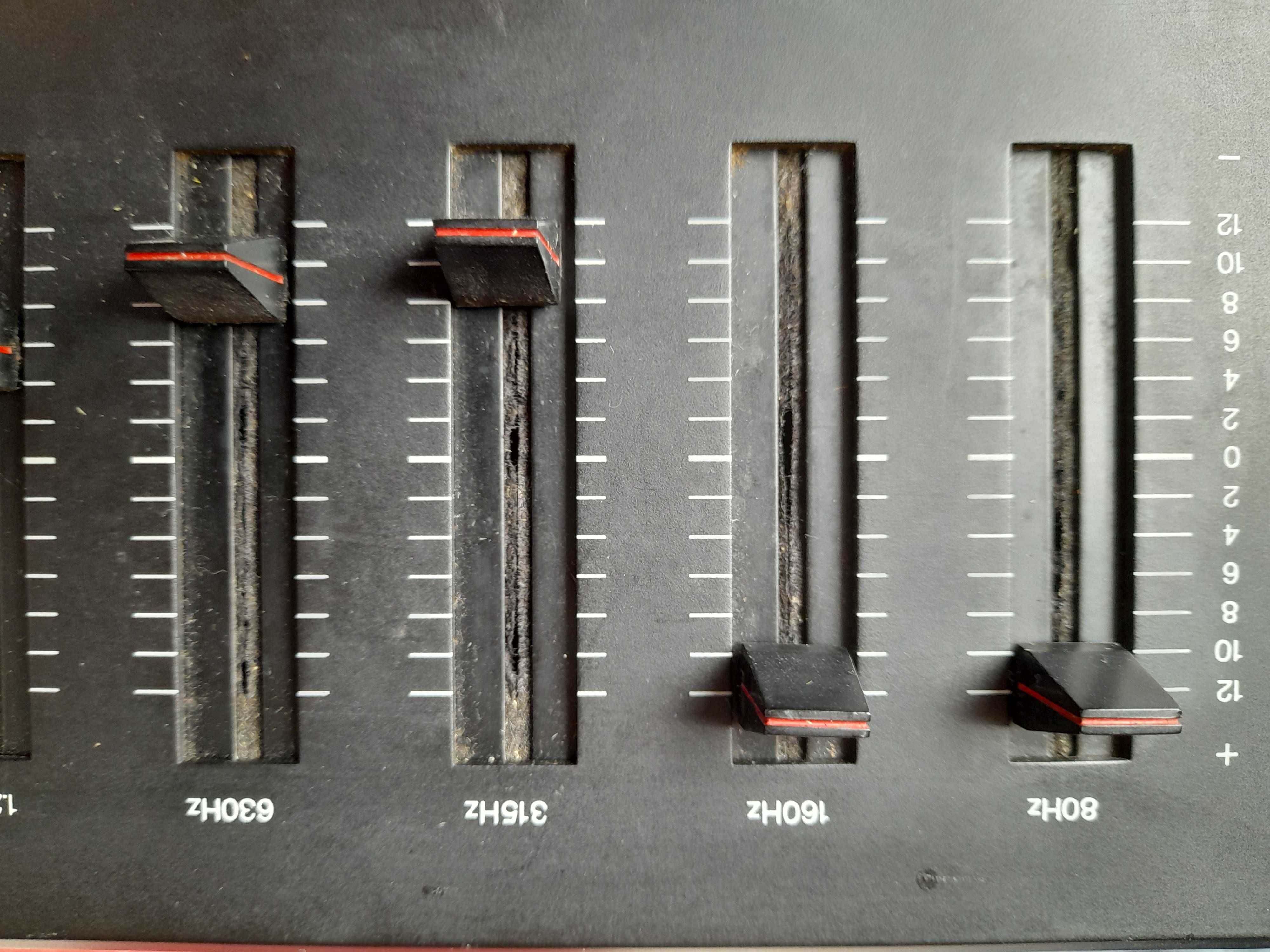 Equalizador Stereo  SANSUI  SE 7 preto vintage  Não funciona  (peças)