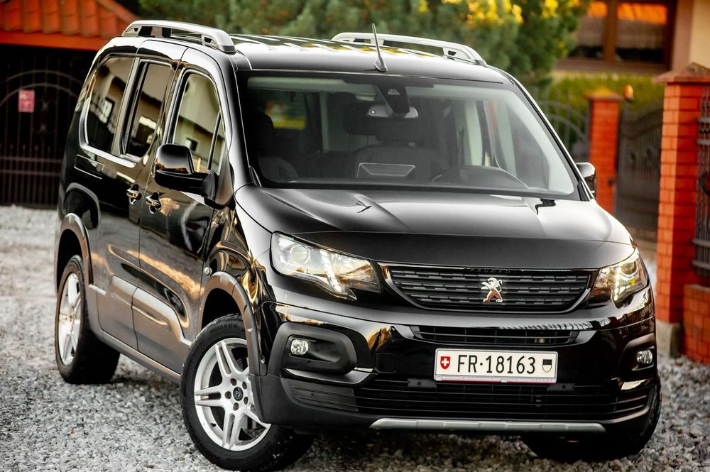 Peugeot Rifter 1,5 HDI GT Line Xenon Nawigacja Kamera Cofania Tempomat Podgrzewane Fo