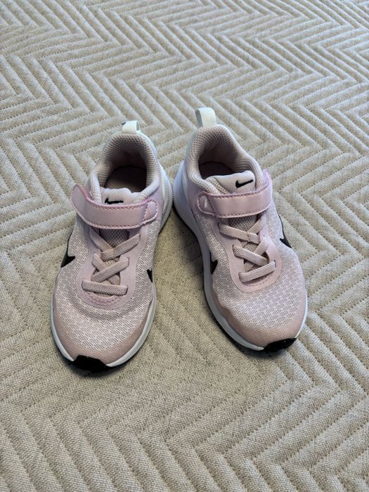 Różowe adidasy nike rozmiar 25