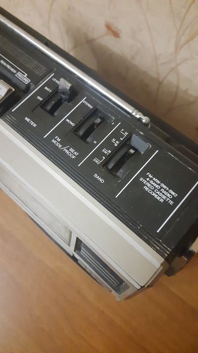 Магнитола "PANASONIK".