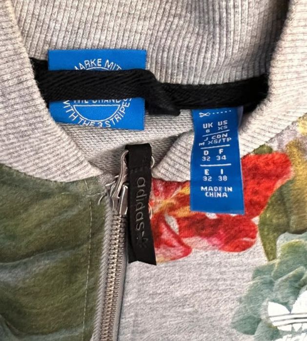 Dres ADIDAS w kwiaty duże liście OGRÓD BOTANICZNY  AJ8884, AJ8882