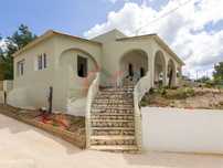 Moradia V2 renovada com vista campo - Loulé