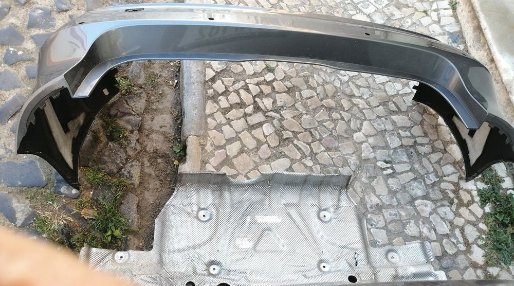 PARA-CHOQUES Traseiro_MERCEDES BENZ B 180 CDI_Ano 2013+Chapa proteção