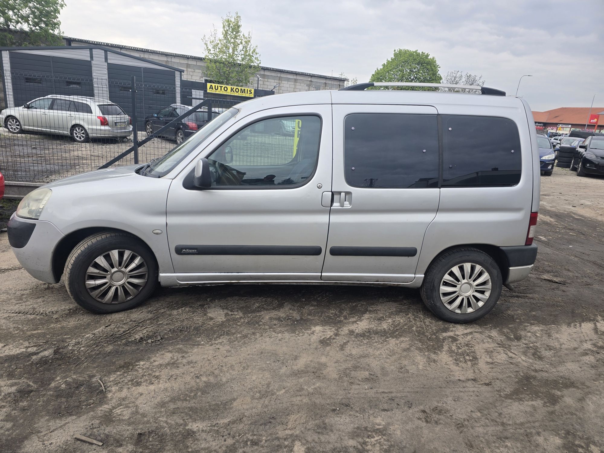 Citroen Berlingo 2005r 1.4 ben + gaz 5 osobowy