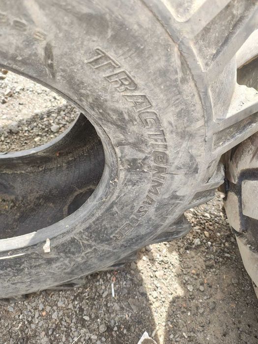Opona przemysłowa 18-19.5 Camso ładowarka Manitou Merlo Mecalac