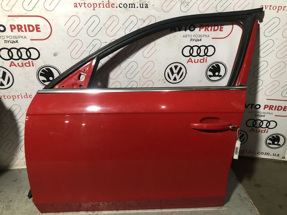 Двери двері дверь Audi A4B8 Ауді а4б8