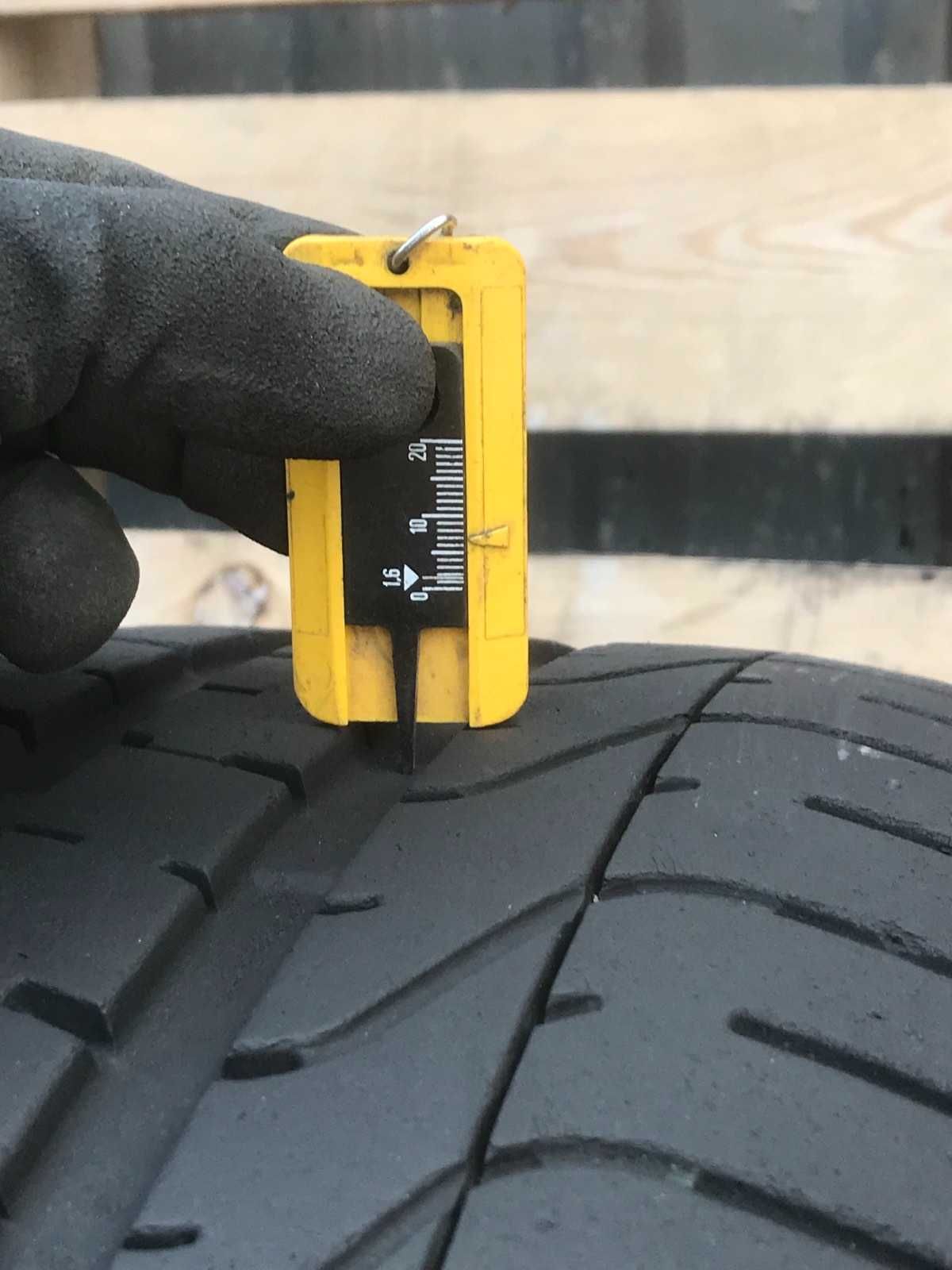 Шини Pirelli P-Zero 255/40R19 Пара Літо Б/у Склад Оригінал