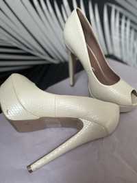 Туфлі для нареченої/ весільні туфлі/ білі туфлі