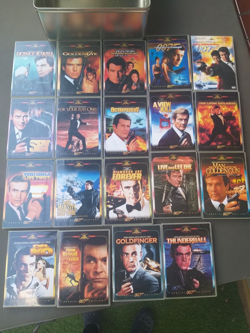 Filmy James Bond 19x DVD agent 007 edycja limitowana Metal box płyty