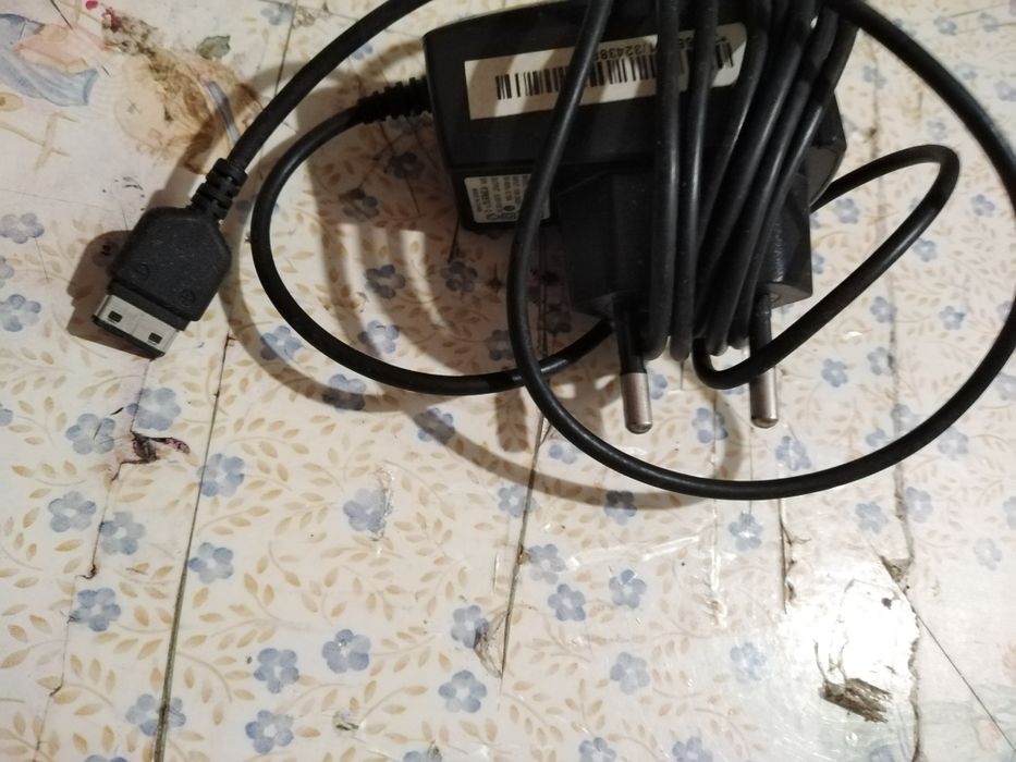 Vendo fixa de telemóveis novos Samsung bom estado