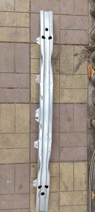 Підсилювач бампера усилитель передній Опель Вектра ц Opel Vectra c