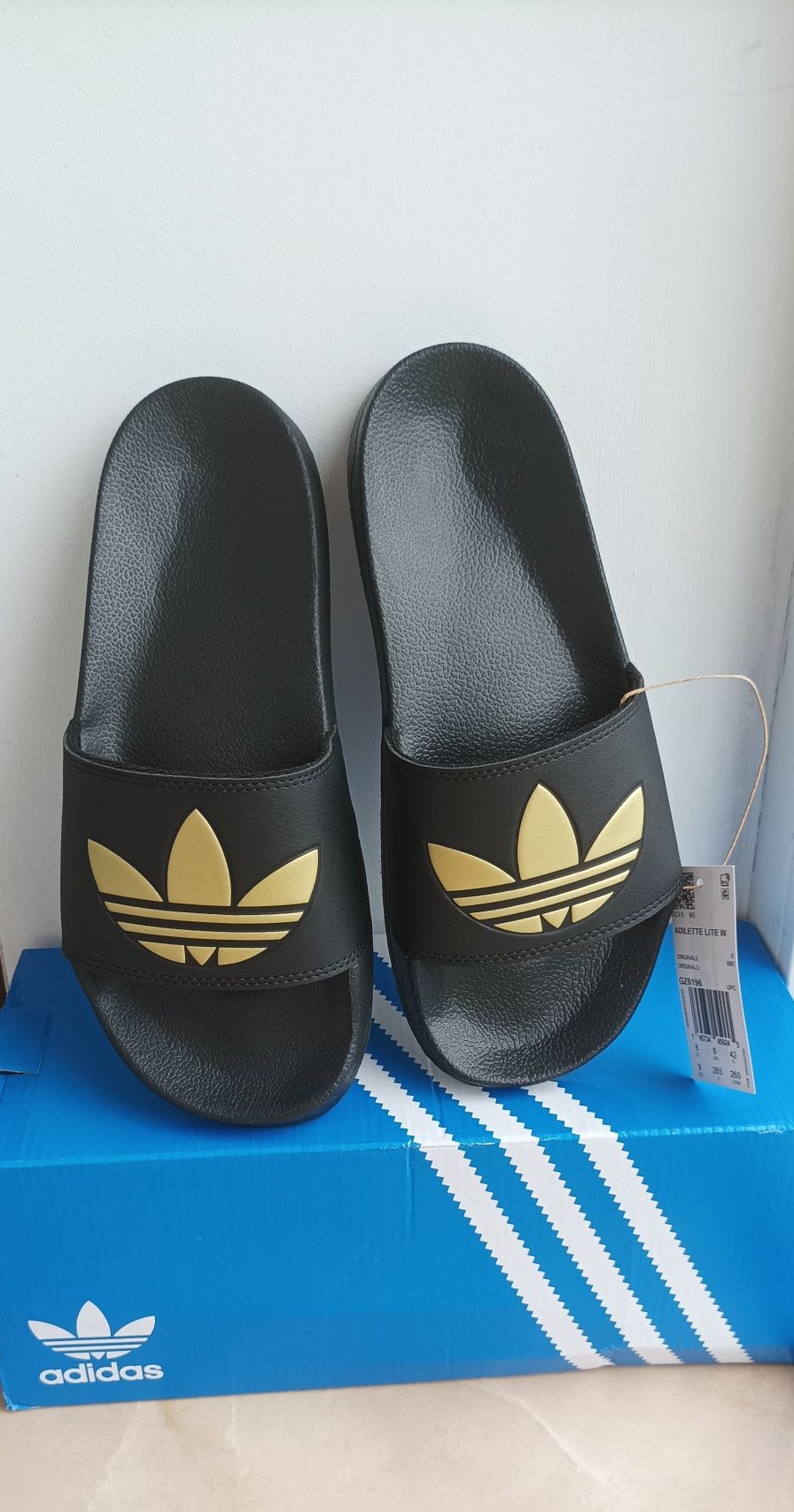 Шльопанці Adidas р.40 оригінальні