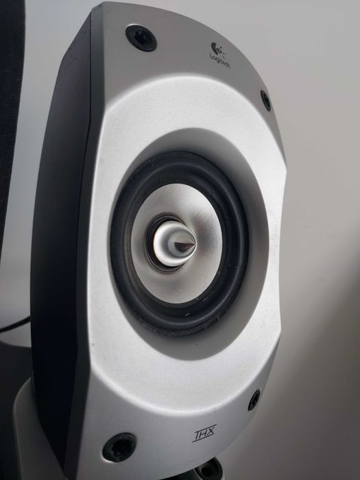 Logitech 5.1 Z-5500 Digital THX Speaker System