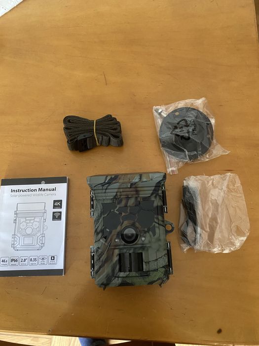 Vendo camera solar,bateria recarregavel e pilhas wifi