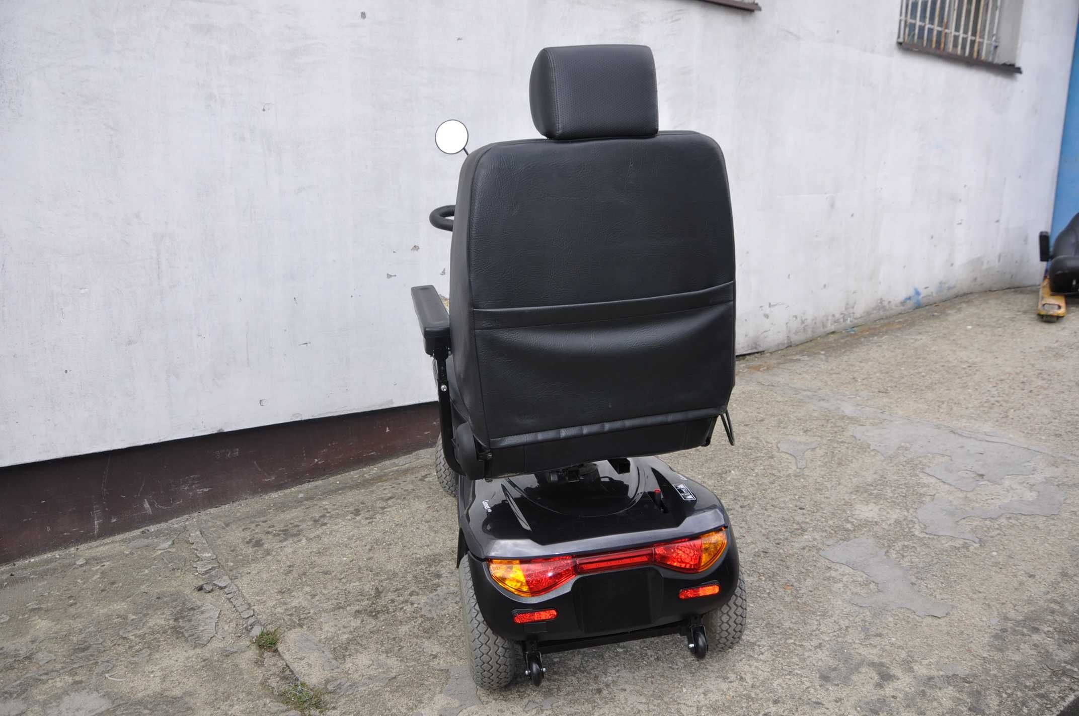 Invacare Comet 160 kg skuter inwalidzki elektryczny 15 km/h NOWE AKU