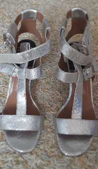 Женские босоножки на блочном каблуке  Laurence Dacade, серебристые, 39