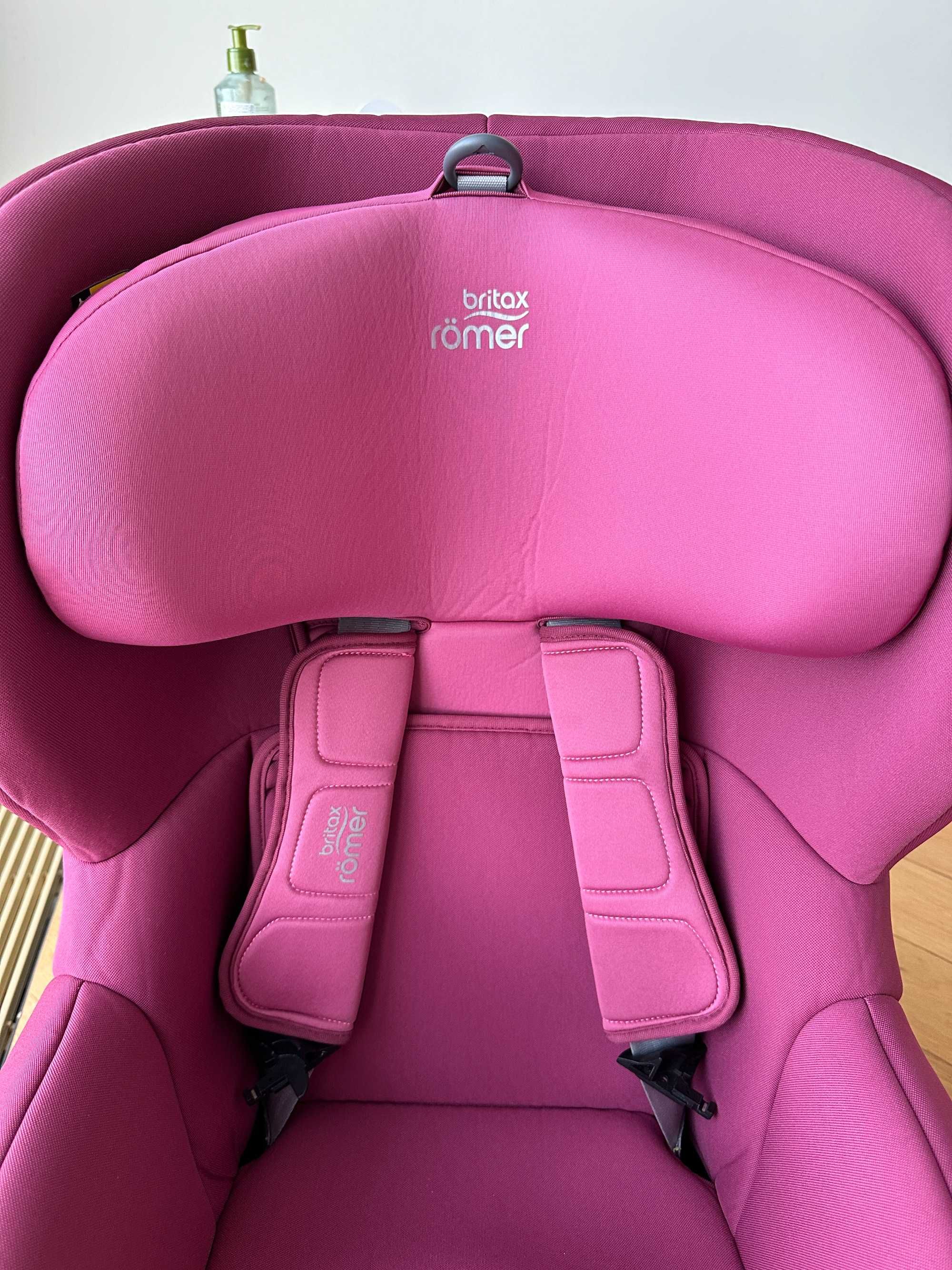 Продам дитяче автокрiсло Britax-Romer TriFix2 (Wine Rose)