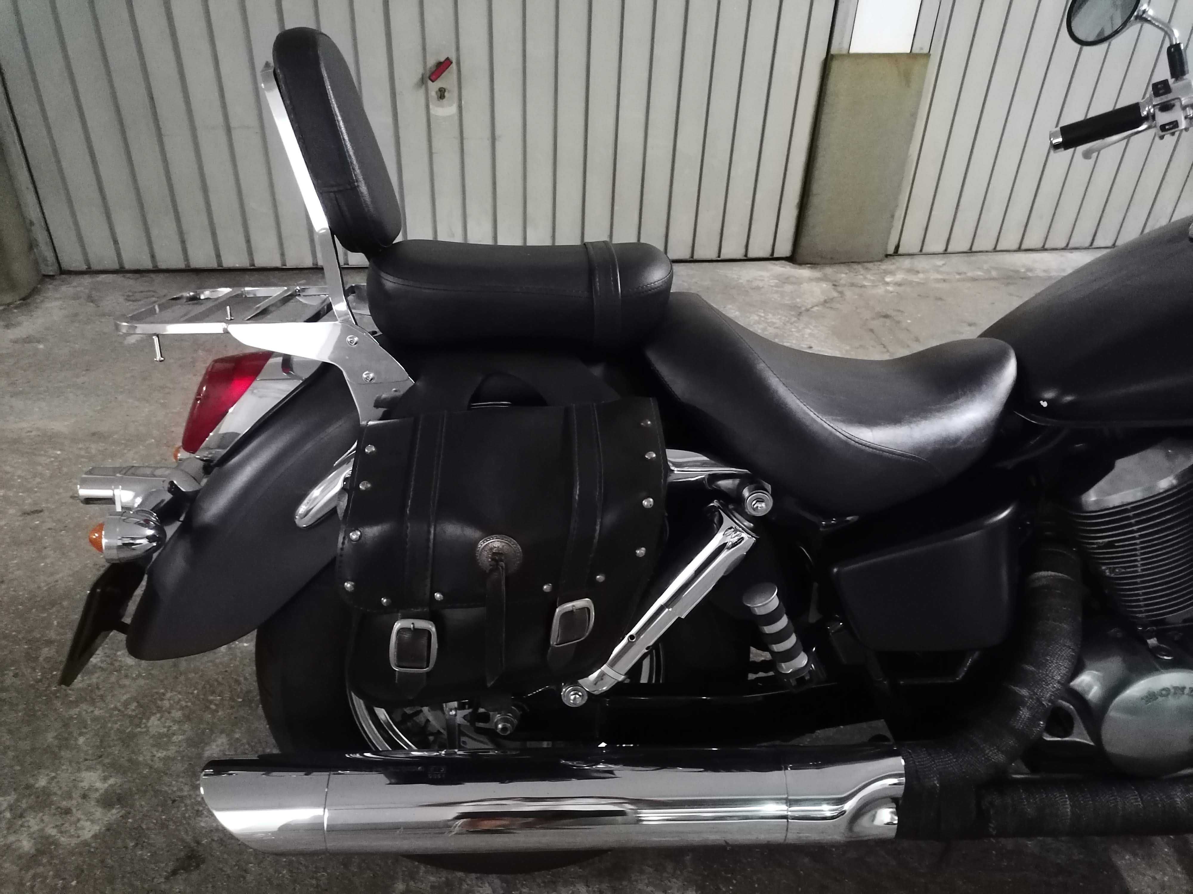 Honda Shadow 750 ace