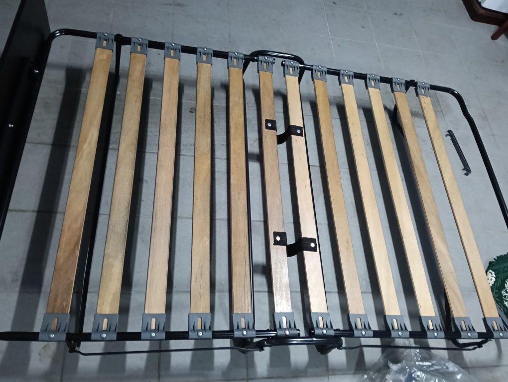 Divã cama desdobrável