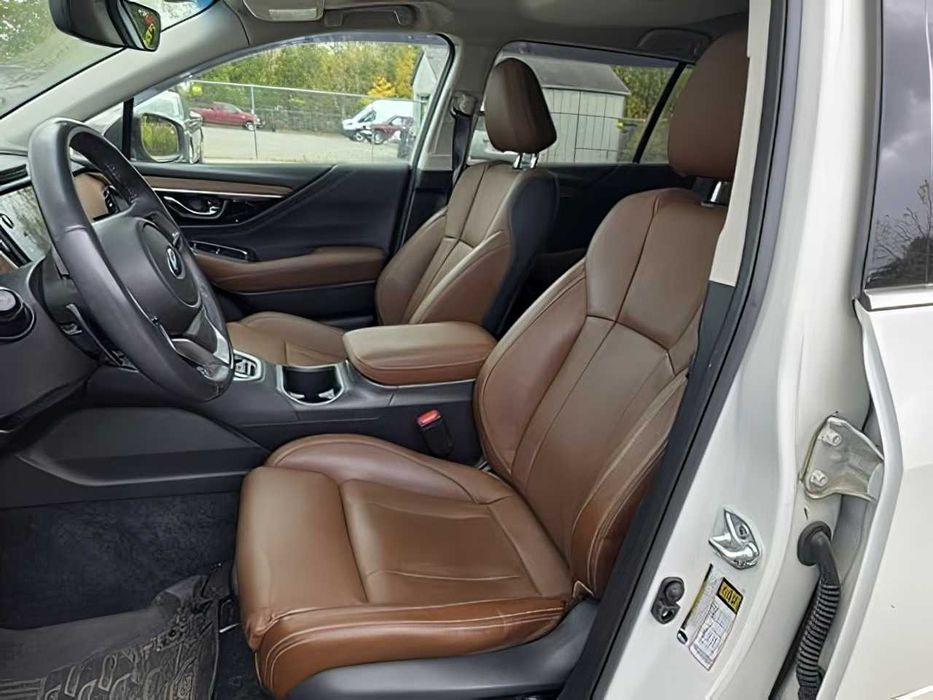 Subaru Outback      2022