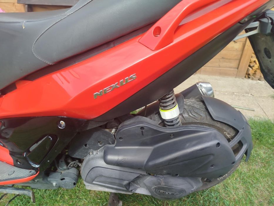 Skuter Gilera Nexus 125