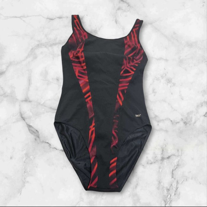 Strój kąpielowy kostium pływacki Tweka 42 super jakość