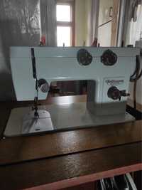 Продам швейну електро машинку Чайка-143