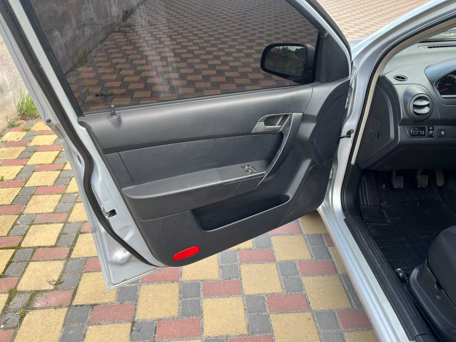 Chevrolet Aveo в ідеальному стані пробіг 113т