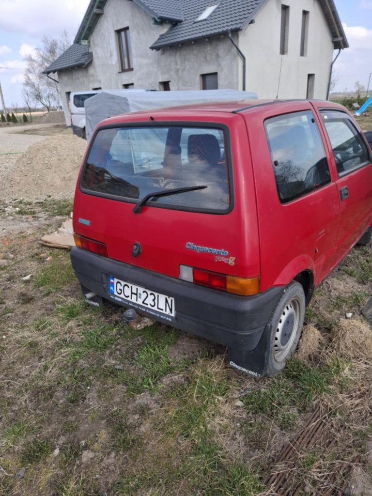 Samochód Fiat Cinquecento
