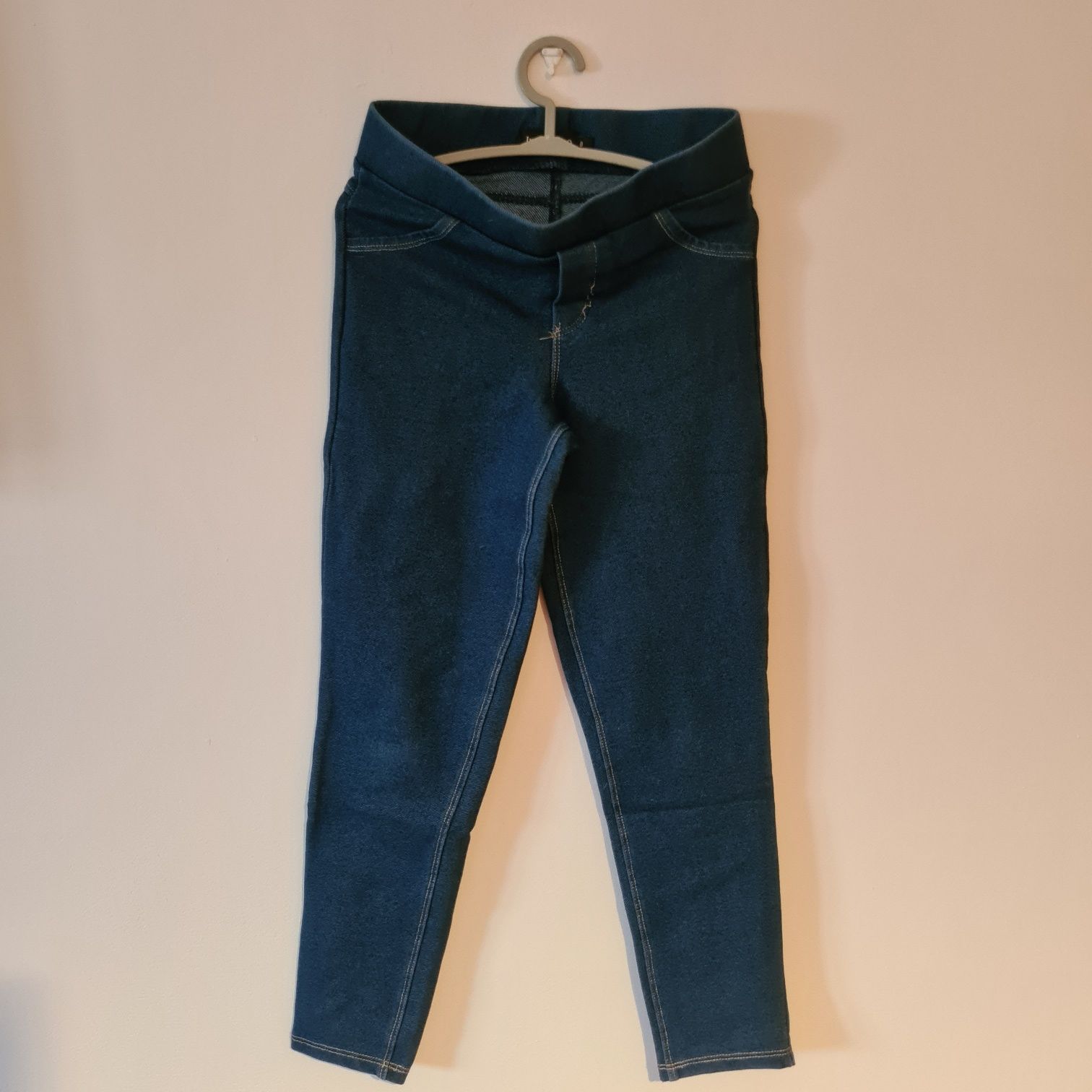 Lote de roupa de menina