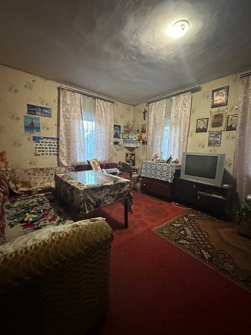 Продається будинок у с. Березна.