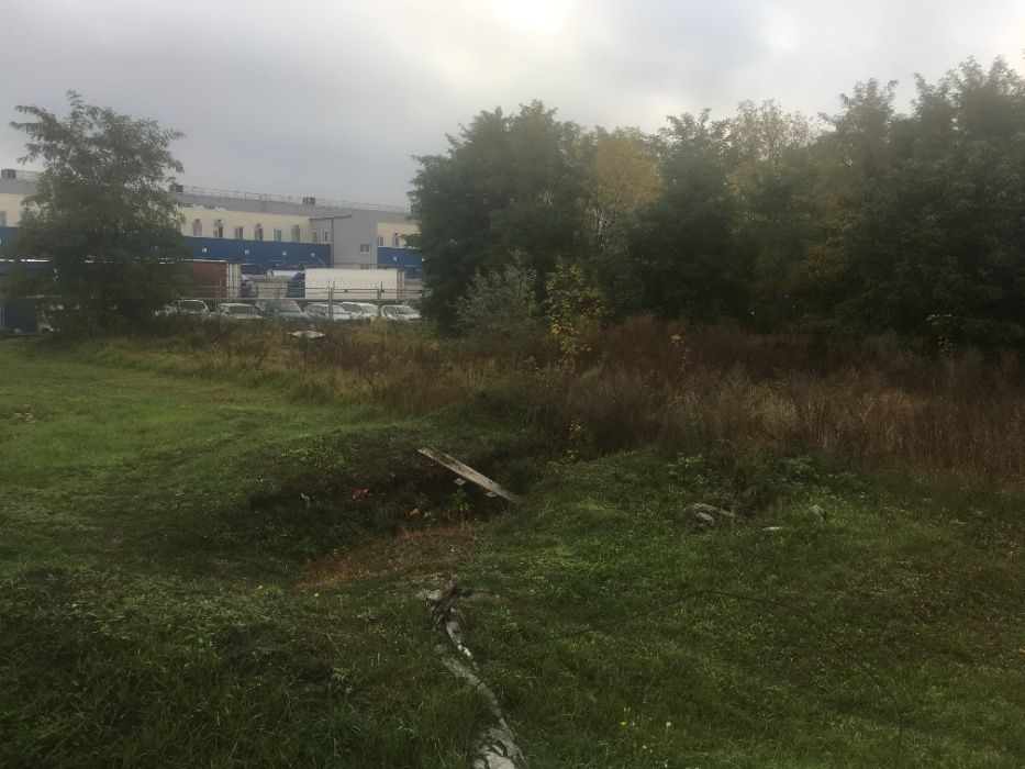 Продам 57 соток ,красная линия, пр.Слобожанский возле МЕТРО