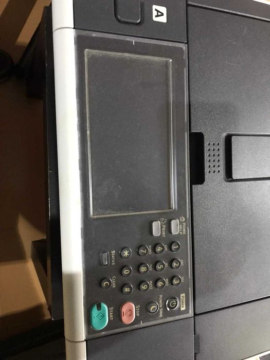 Impressora OKI (ótimo estado)